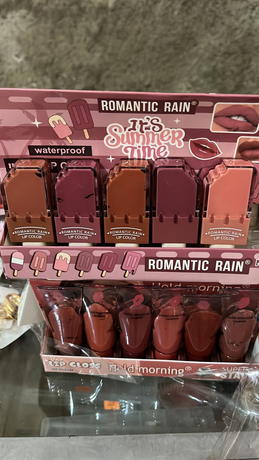 Labiales Romantic Rain! 