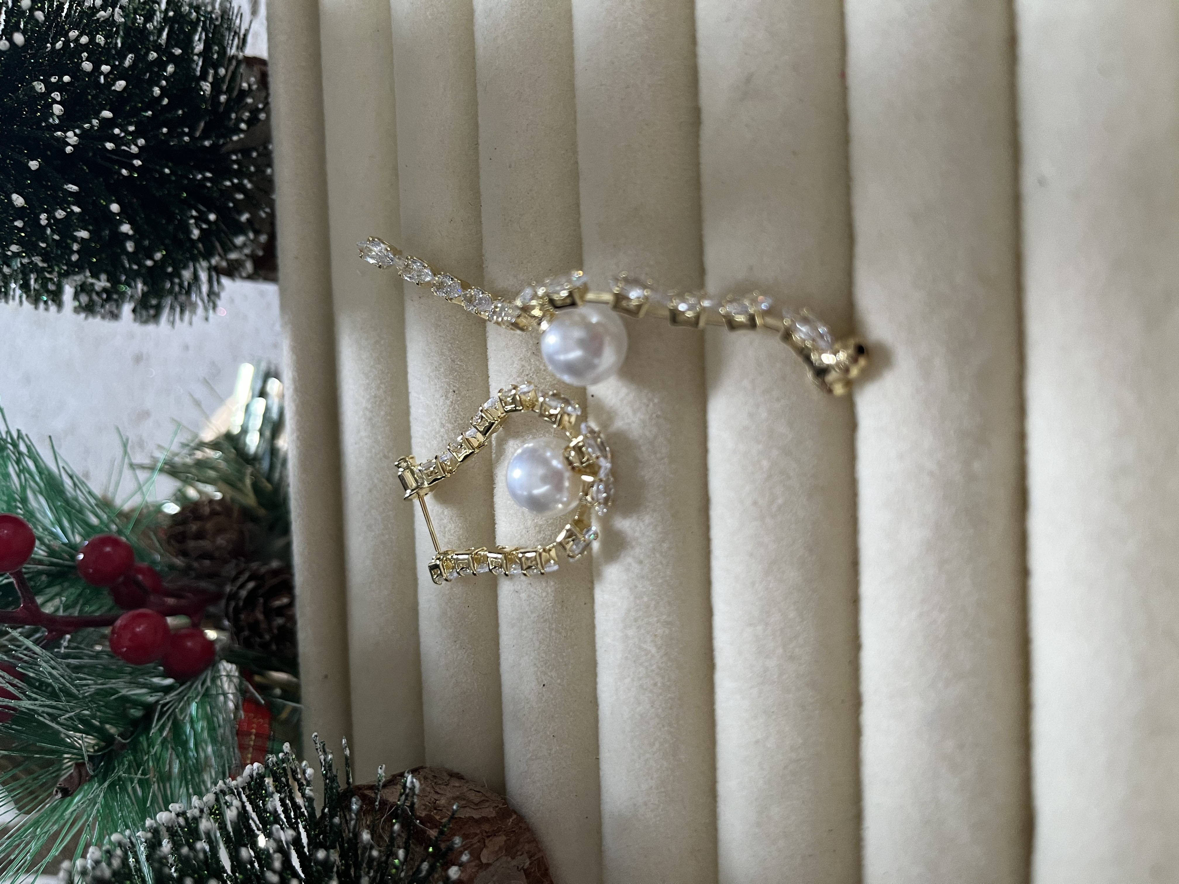 Aretes perla y cadena 