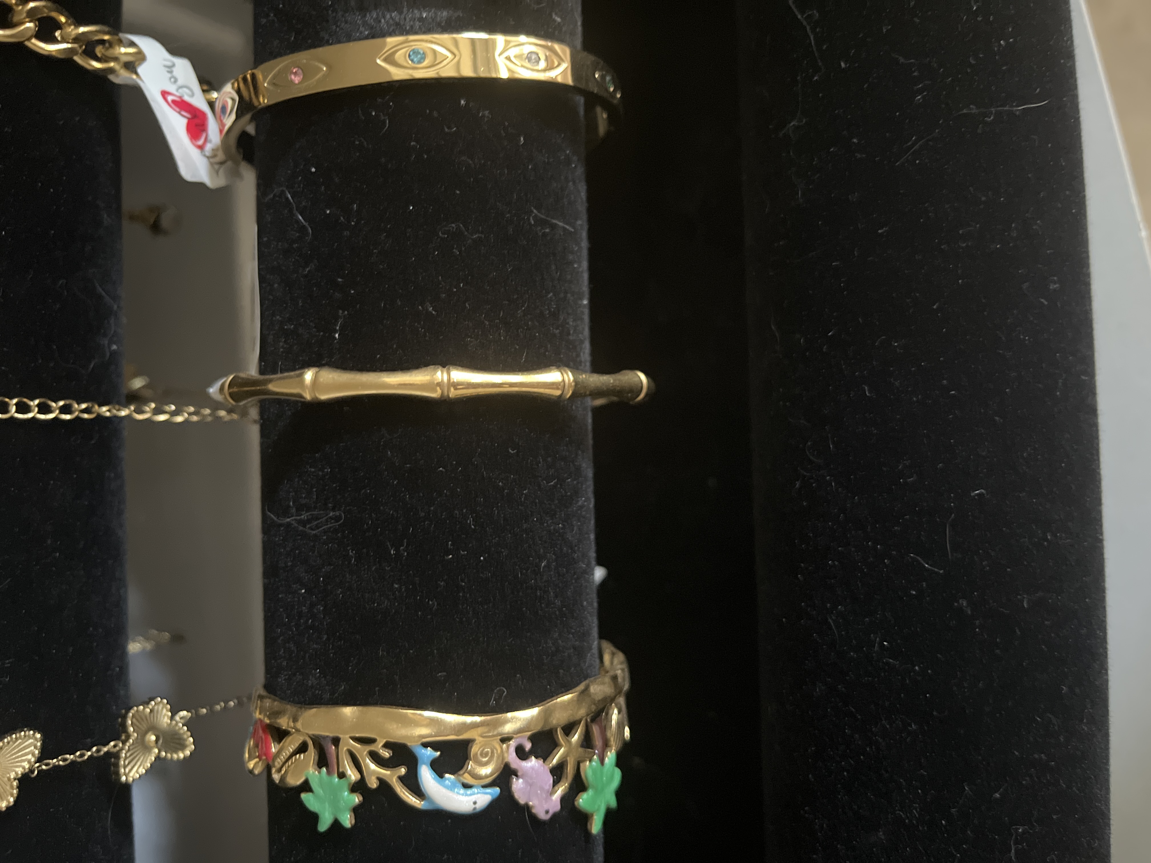 Brazaletes chapado en oro 