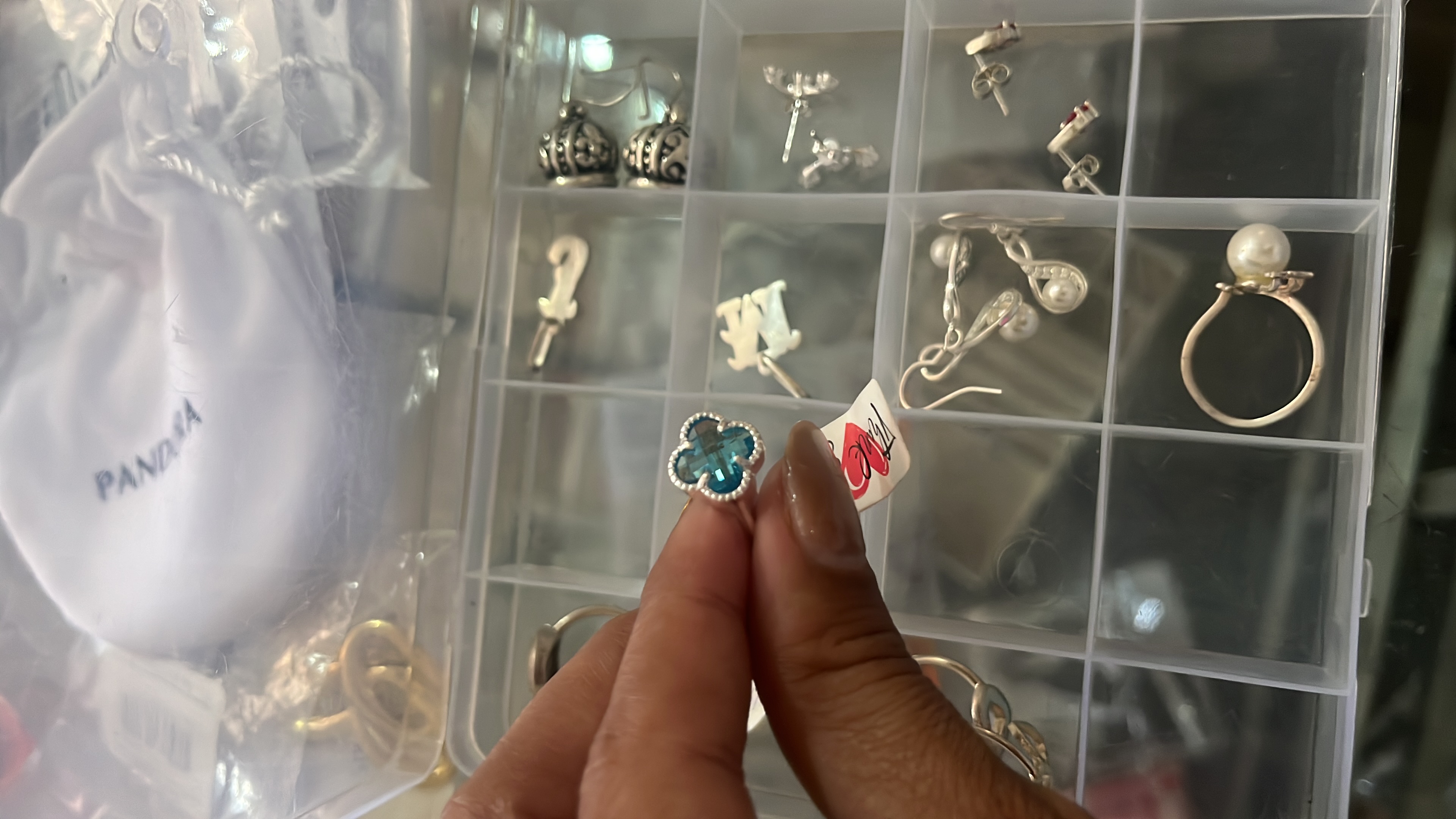 Anillo estilo Van clef 