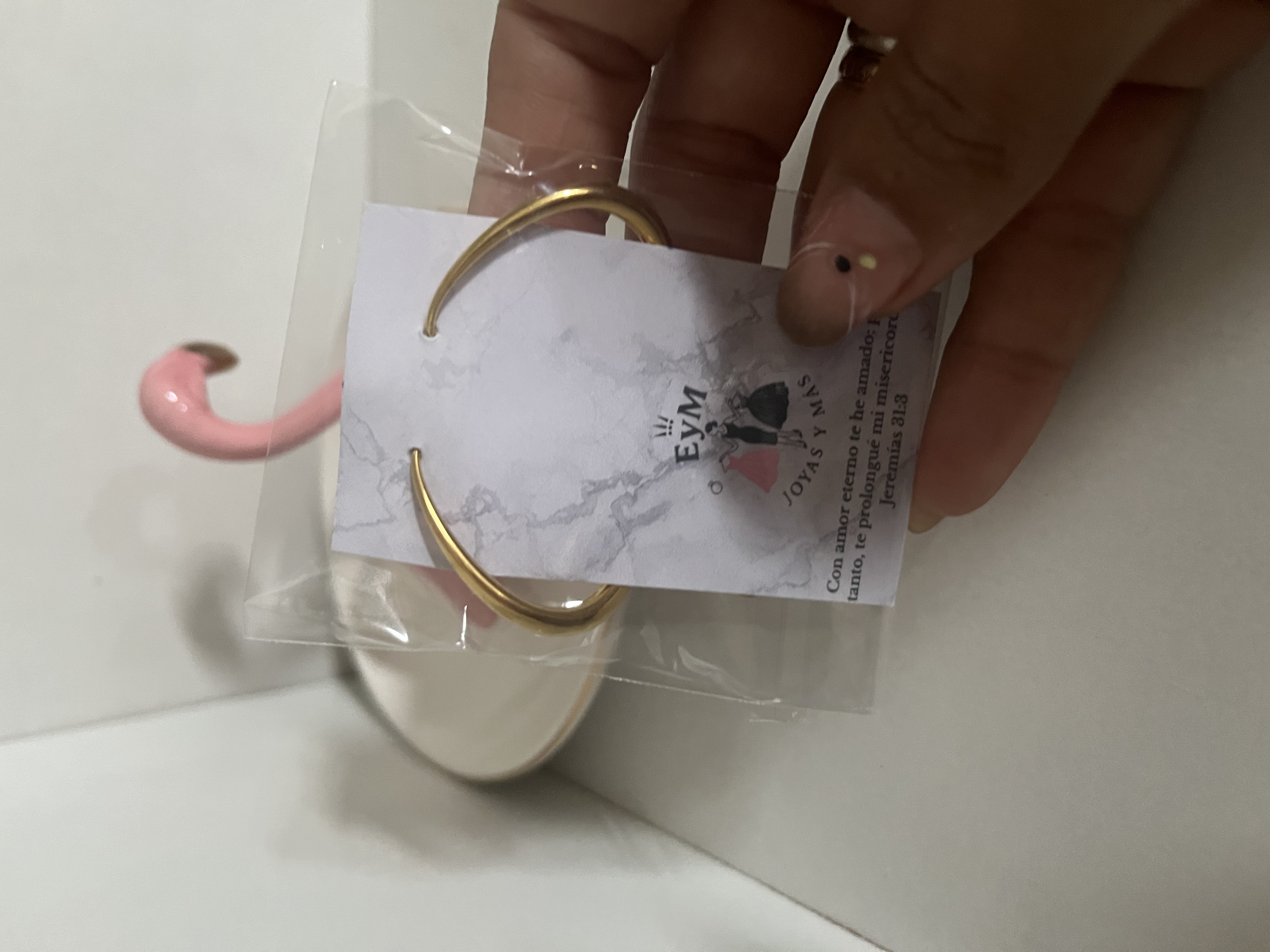 Aretes semi argolla diseño colombiano 