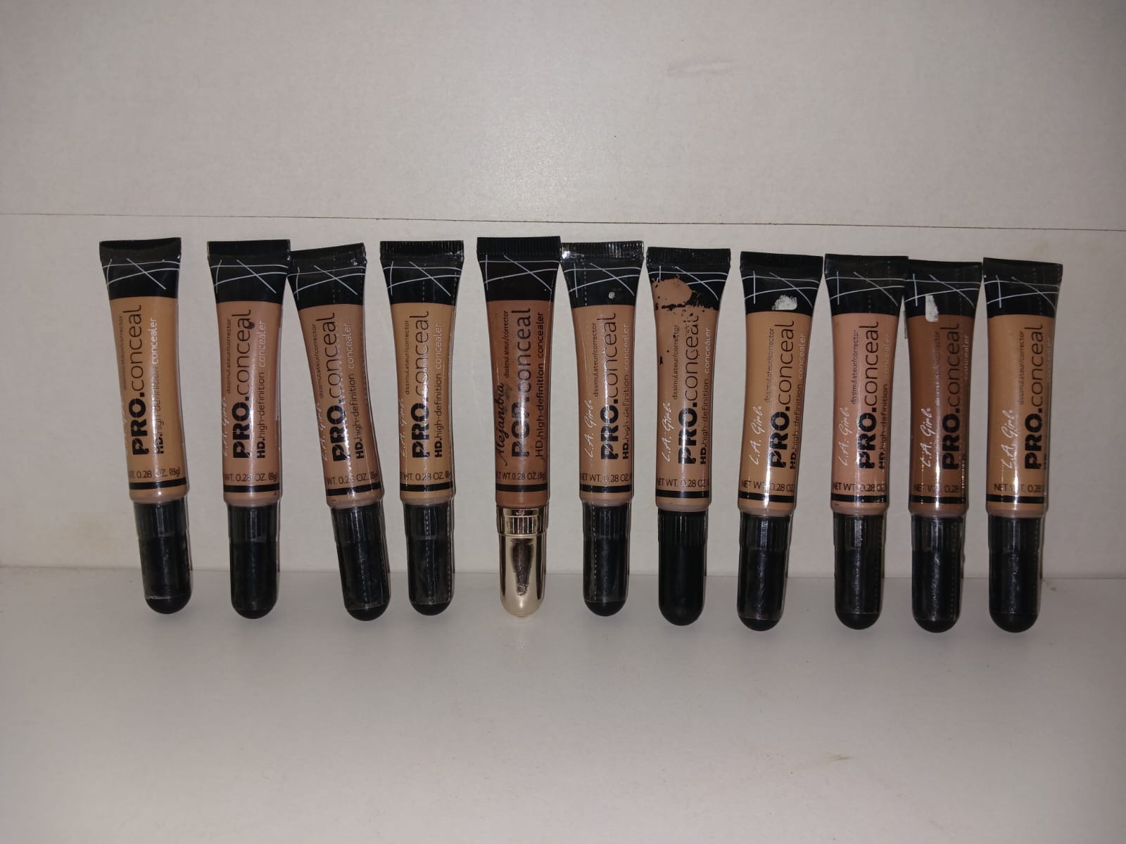 Corrector para ojeras y contornos L.A orig