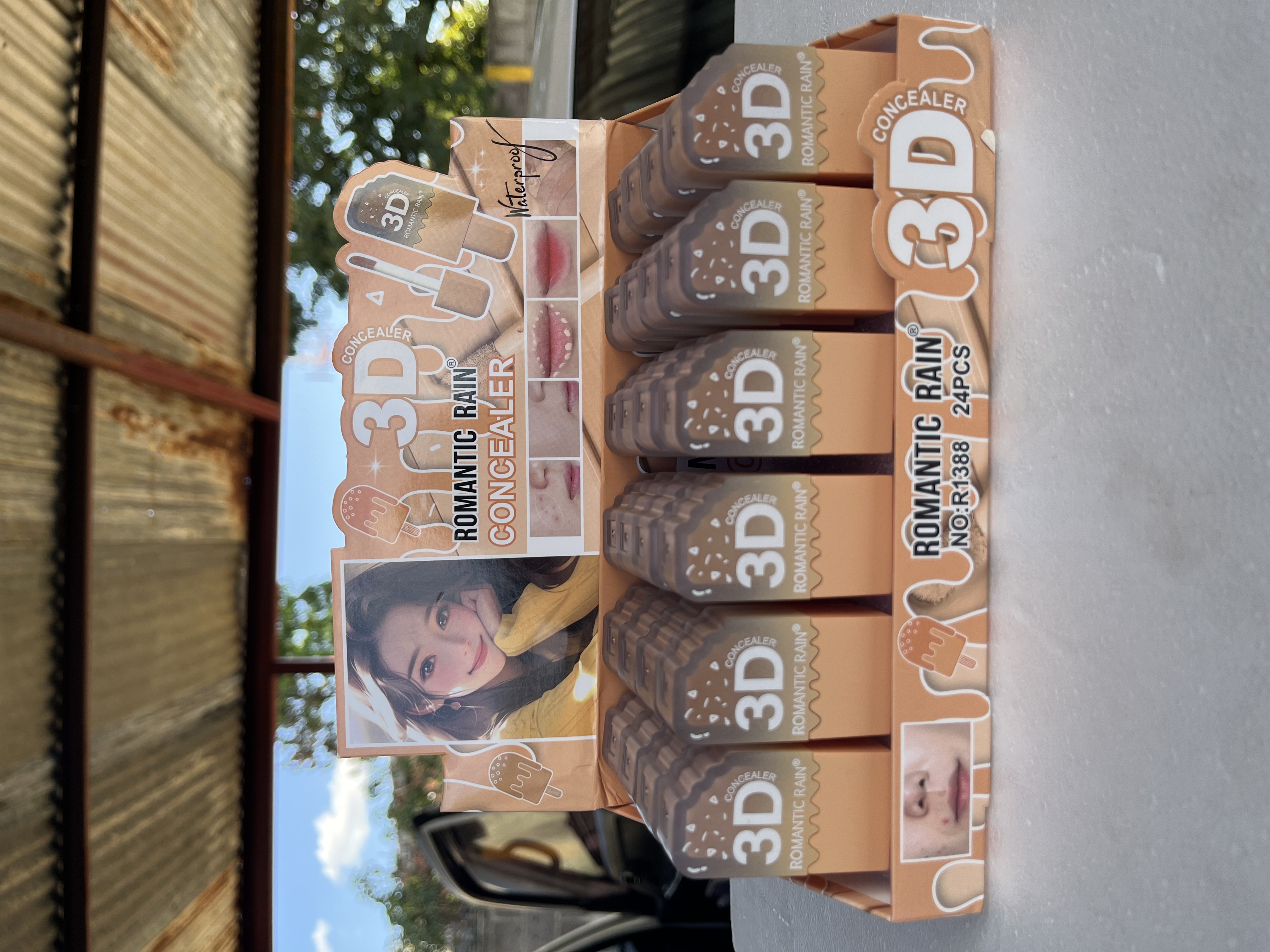 Corrector ojeras 3 D